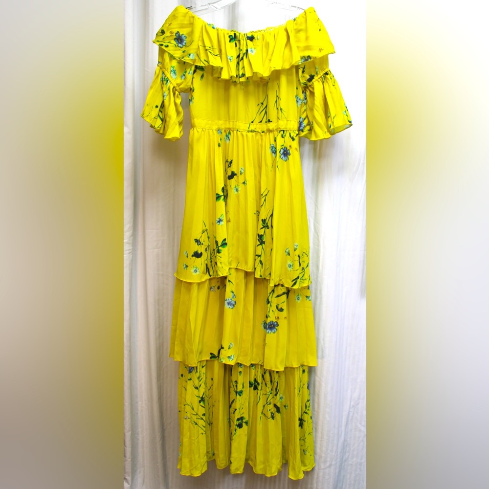 Lea Collection Classic - Yellow & Blue Floral Off/On Shoulder Maxi Dress Size M
